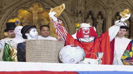 clown mass