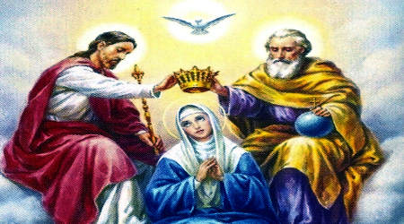 Mary is crowned Queen of Heaven and Earth