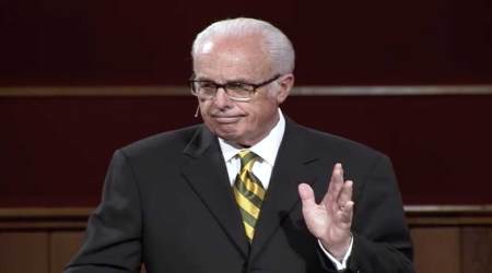 California megachurch Pastor John MacArthur