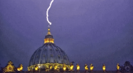 Lighting strikes Vatican