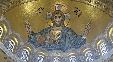 More Than A Million People Visit Serbian Church To Witness Holy Relic Of Virgin Mary